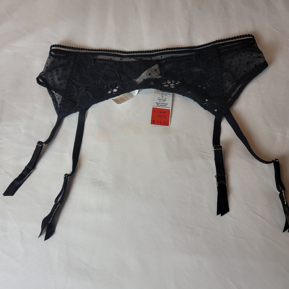 Underwear - Picture 2 of 3